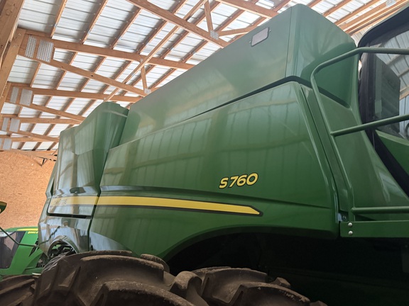 2023 John Deere S760 Combine