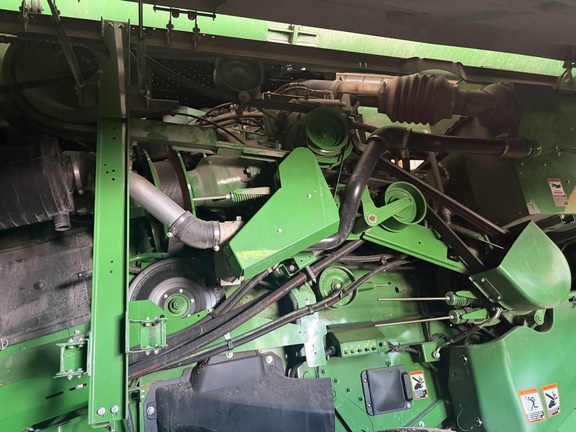 2023 John Deere S760 Combine