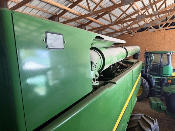 2023 John Deere S760 Combine