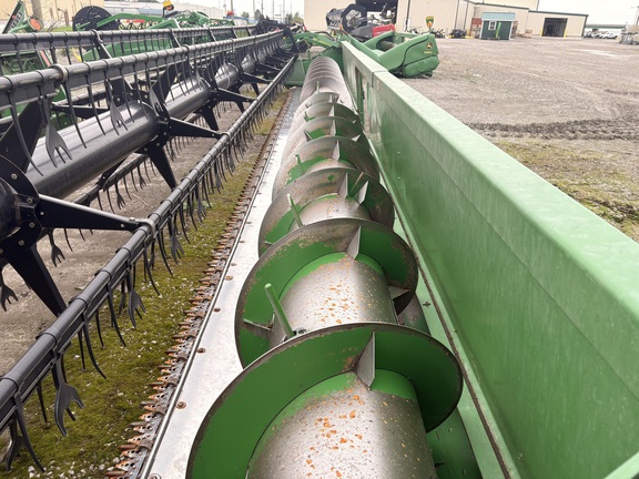 2004 John Deere 635F Header Combine