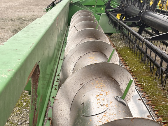 2004 John Deere 635F Header Combine