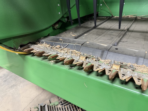 2016 John Deere 640FD Header Combine