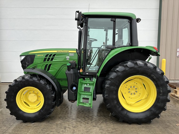 2018 John Deere 6110M Tractor