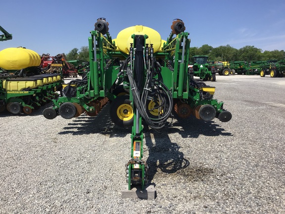 2020 John Deere DB60 Planter