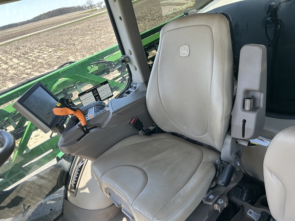 2019 John Deere R4045 Sprayer/High Clearance