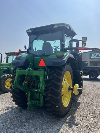 2022 John Deere 7R 290 Tractor