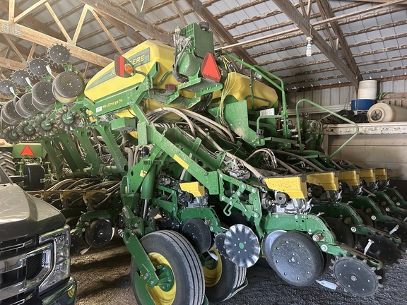 2020 John Deere 1795 Planter