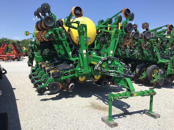 2020 John Deere 1795 Planter