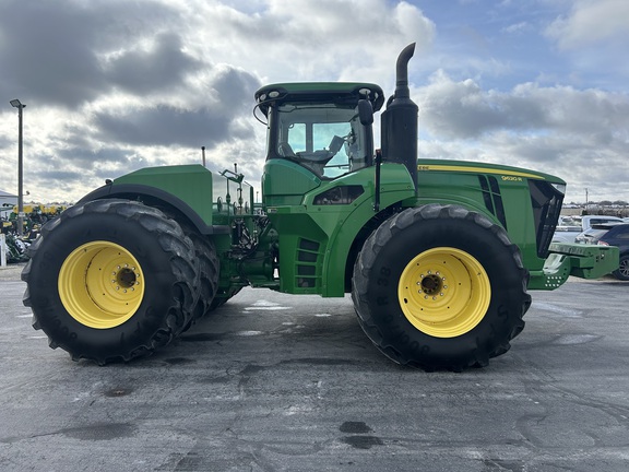 2015 John Deere 9620R Tractor 4WD