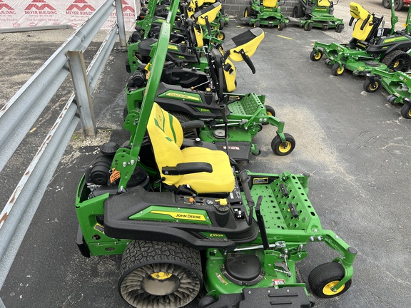 2023 John Deere Z950R Mower/Zero Turn