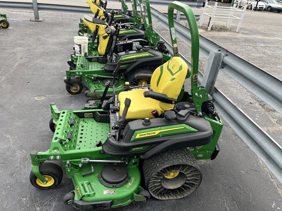 2023 John Deere Z950R Mower/Zero Turn