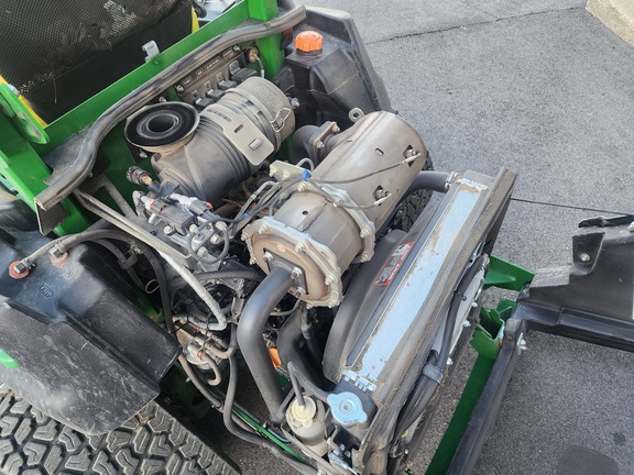 2022 John Deere Z997R Mower/Zero Turn