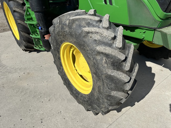 2020 John Deere 6110M Tractor