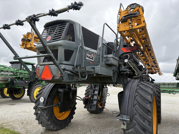 2023 Hagie STS12 Sprayer/High Clearance