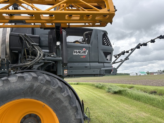 2023 Hagie STS12 Sprayer/High Clearance