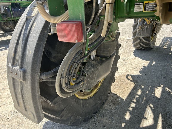 2016 John Deere R4038 Sprayer/High Clearance