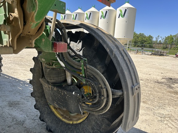 2016 John Deere R4038 Sprayer/High Clearance