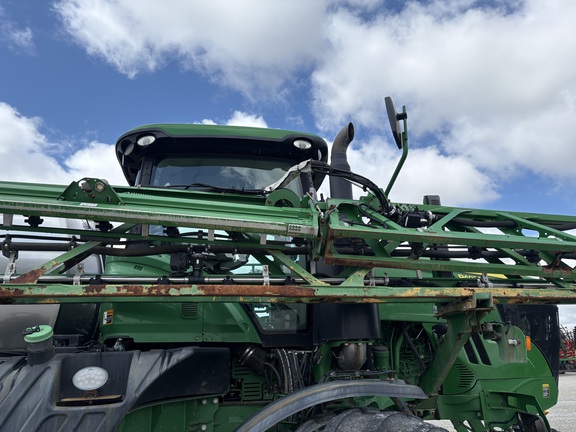 2016 John Deere R4038 Sprayer/High Clearance
