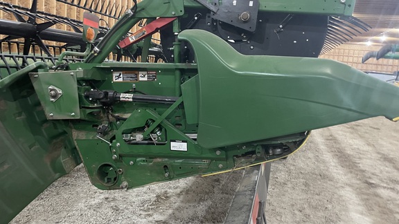 2018 John Deere 645FD Header Combine