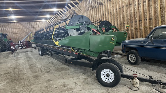 2018 John Deere 645FD Header Combine