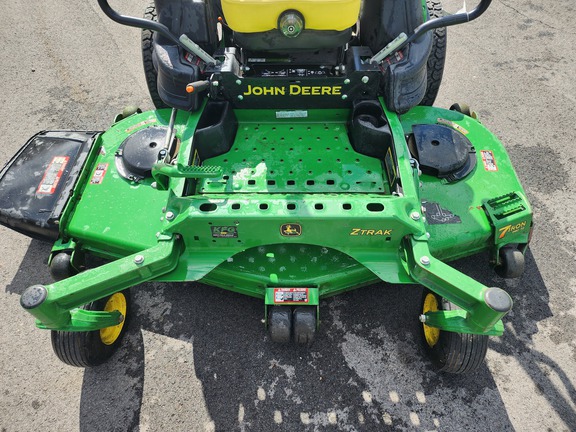 2021 John Deere Z950M Mower/Zero Turn