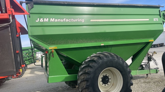 J&M 875-18 Grain Cart