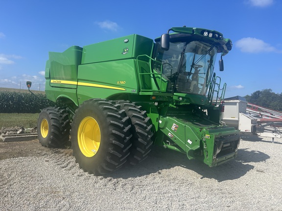 2022 John Deere S780 Combine