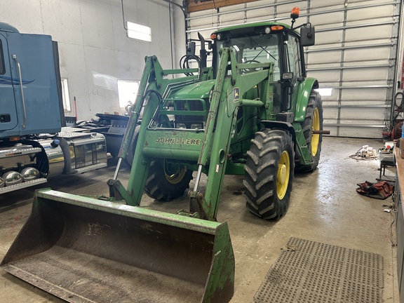 2012 John Deere 7230 Tractor