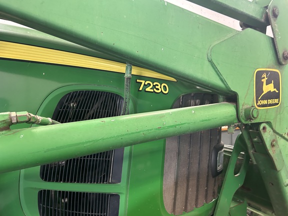 2012 John Deere 7230 Tractor