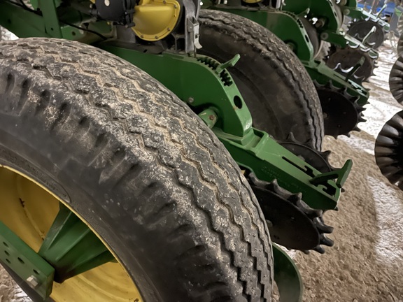 2005 John Deere 1790 Planter