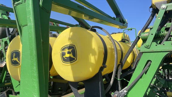 2005 John Deere 1790 Planter