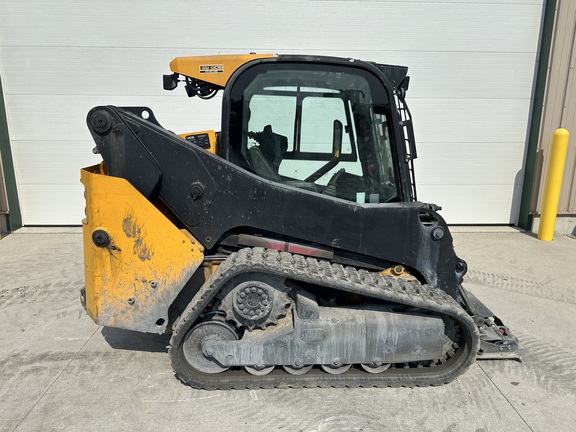 2019 JCB 215T Compact Track Loader