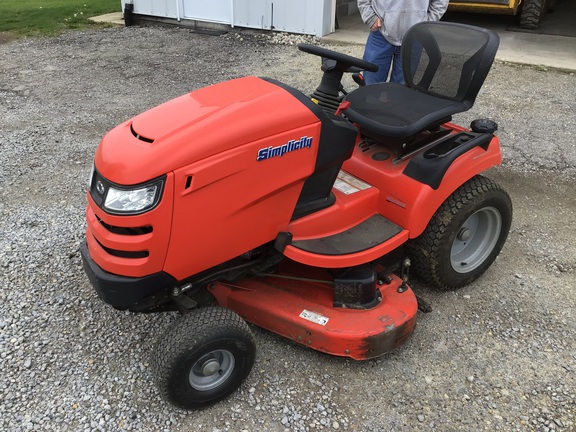 2015 Simplicity Broadmoor 23 Garden Tractor