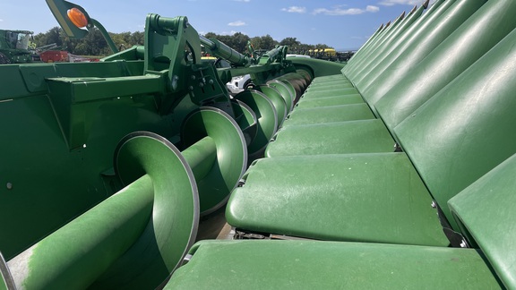 2018 John Deere 712FC Header Corn Head