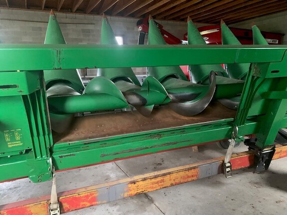 2013 John Deere 608C Header Corn Head