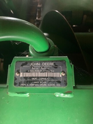 2013 John Deere 608C Header Corn Head