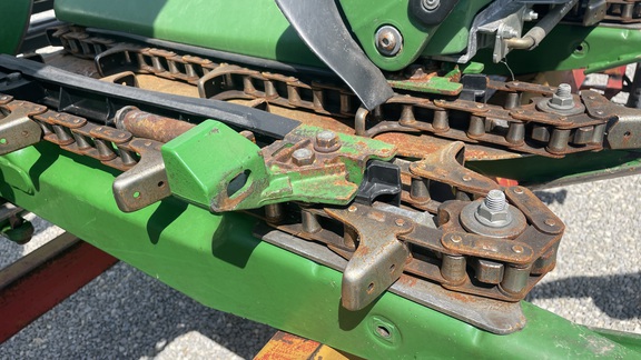 2013 John Deere 608C Header Corn Head