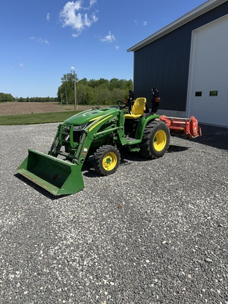 2015 John Deere 3046R Tractor Compact