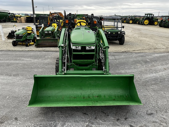 2015 John Deere 3046R Tractor Compact