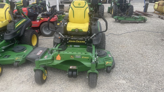 2023 John Deere Z930M Mower/Zero Turn