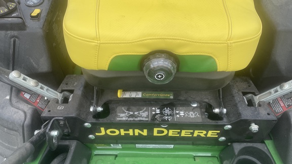 2023 John Deere Z930M Mower/Zero Turn