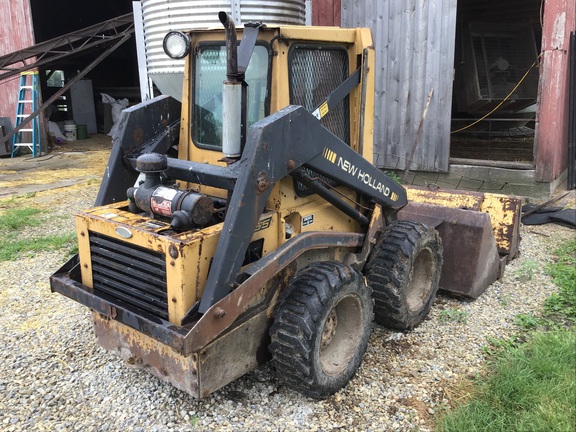 1990 New Holland L455 Skid Steer Loader