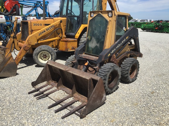 1990 New Holland L455 Skid Steer Loader