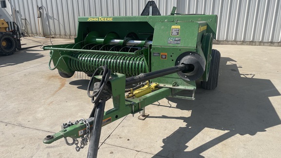 2017 John Deere 338 Baler/Square