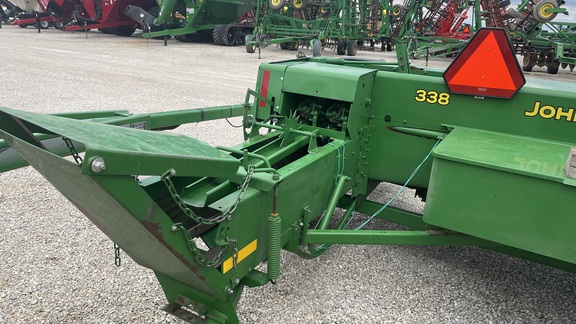 2017 John Deere 338 Baler/Square