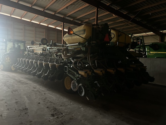 2019 John Deere DB60 Planter