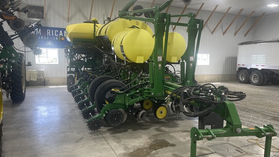 2020 John Deere 1775NT Planter