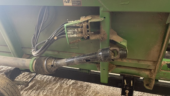 2004 John Deere 630F Header Combine