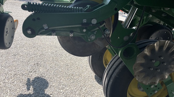 2022 John Deere 1795 Planter