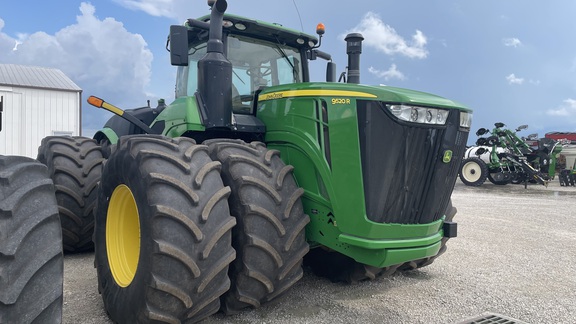 2020 John Deere 9520R Tractor 4WD